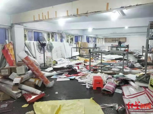 小區內傳來機器噪音和 油墨味 街道辦 已勸導印刷廠搬離小區